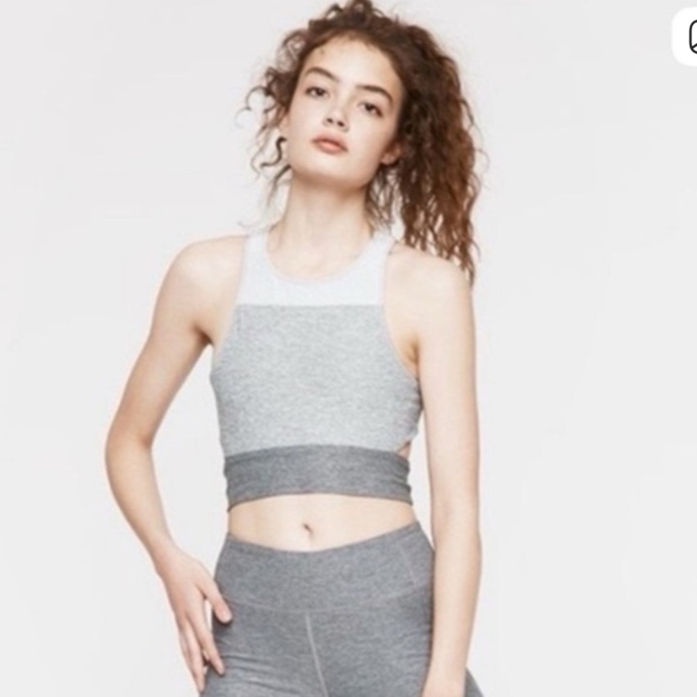 Outdoor Voices Tri-Tone Slashback Crop Top Dove/Ash/Graphite